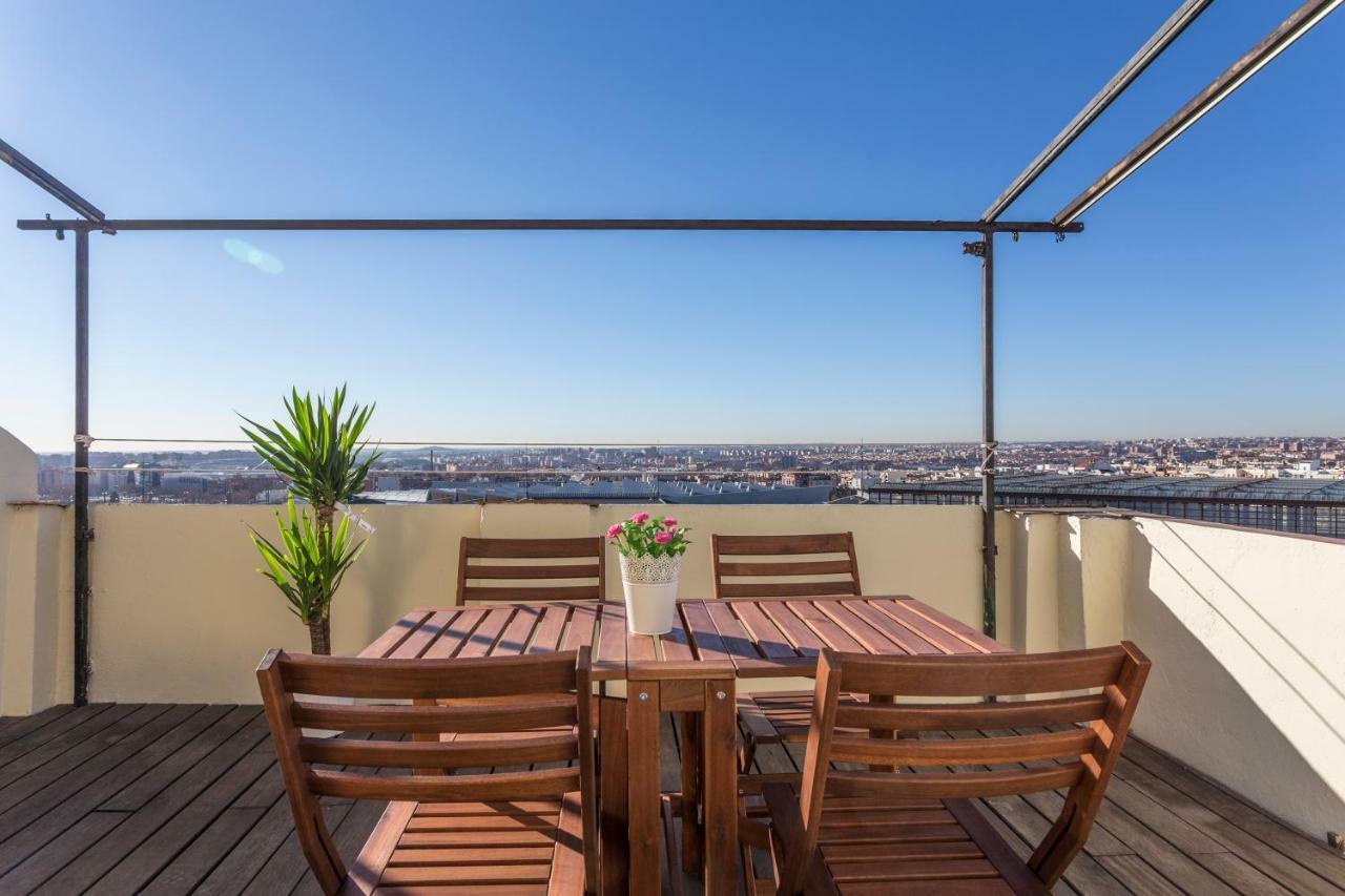 Atico Centrico Confortable Y Luminoso Apartman Madrid Kültér fotó